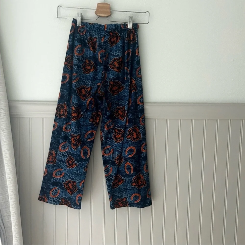 Team Apparel Chicago Bears Blue and Orange Football Pajama Bottoms Boys Medium